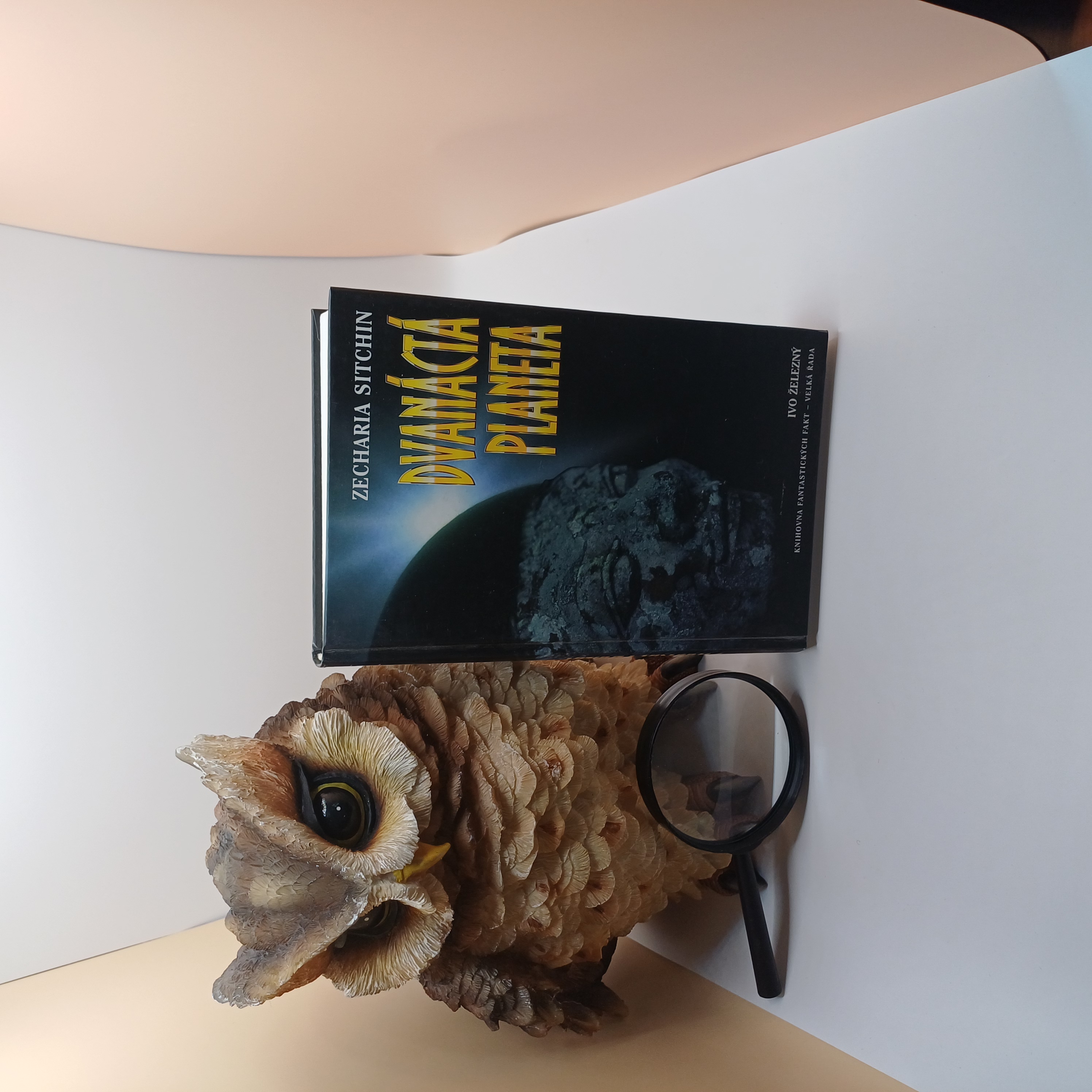 Dvanáctá planeta, Zacharia Sitchin 