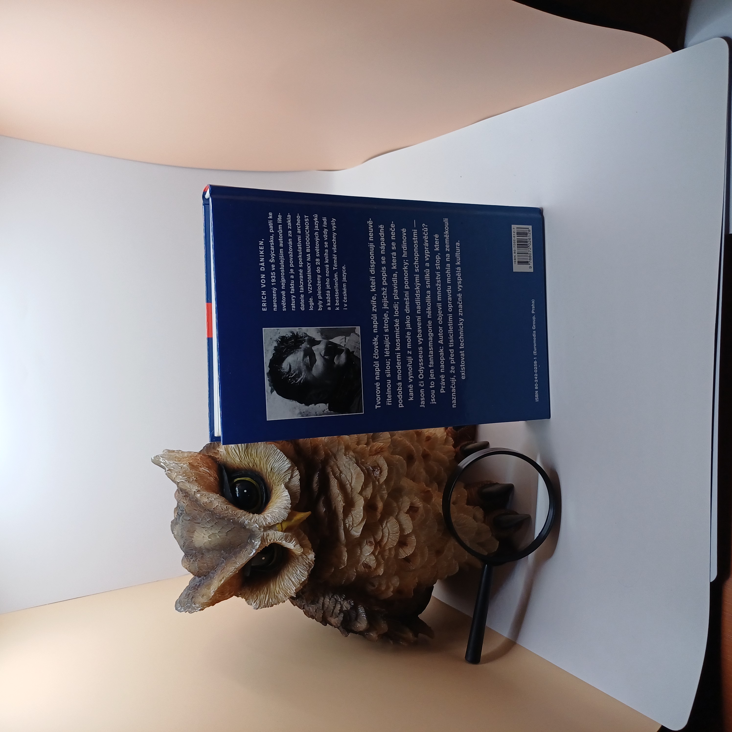 Ve jménu Dia, Erich von Däniken